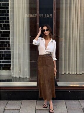 Harve Benard Brown suede Maxi Skirt